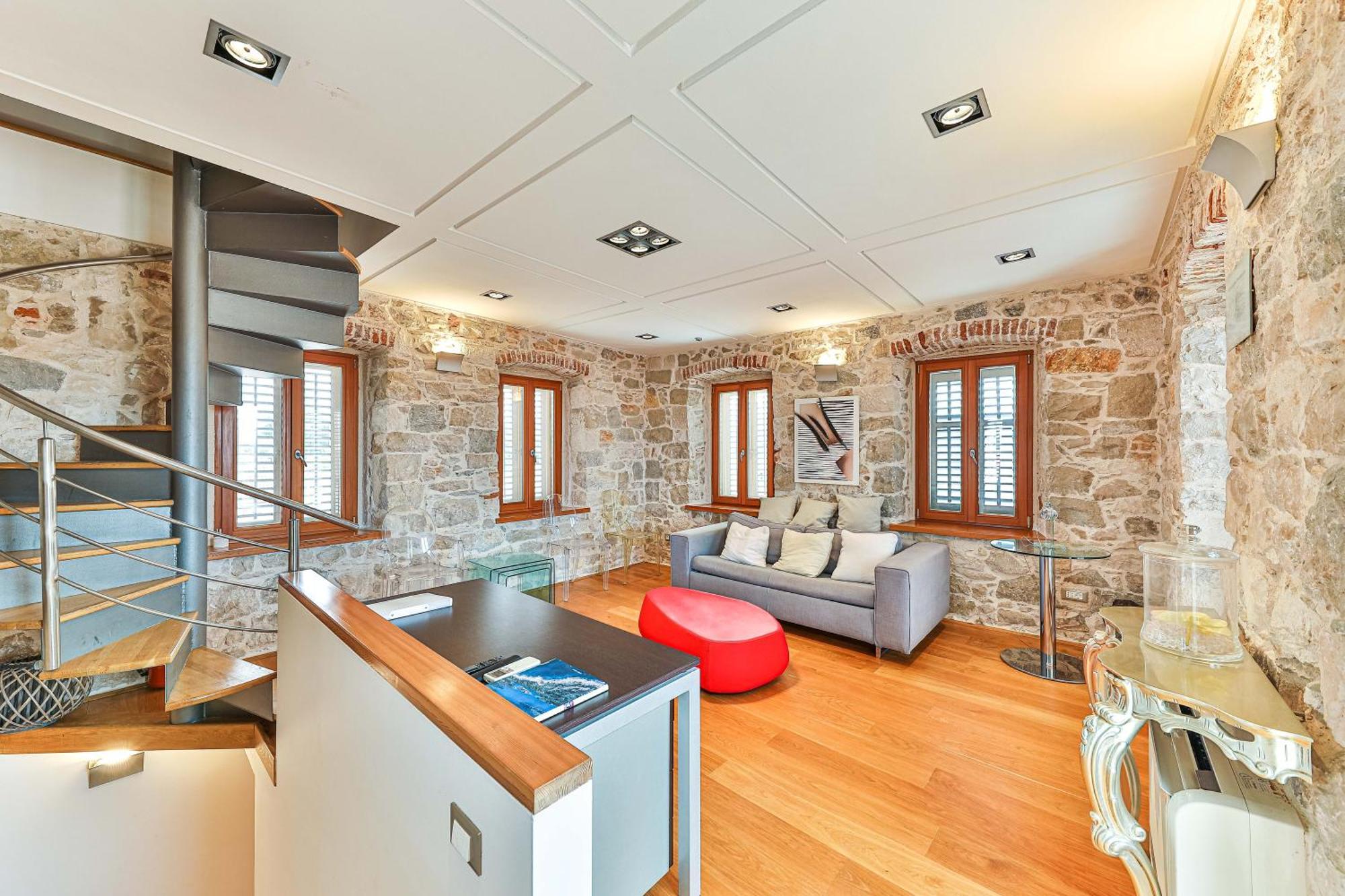 Augubio Penthouse Apartment Split Bagian luar foto