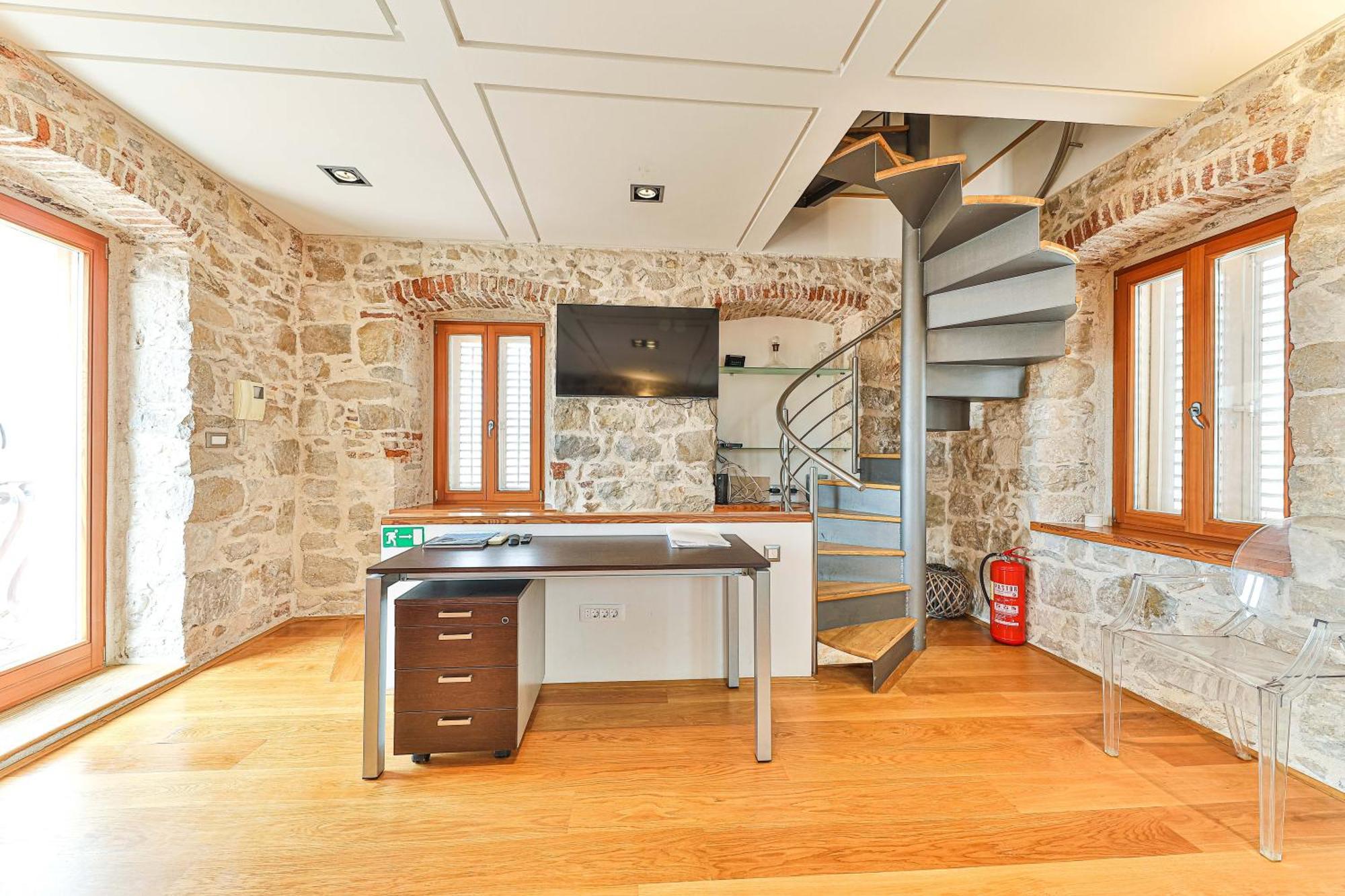 Augubio Penthouse Apartment Split Bagian luar foto