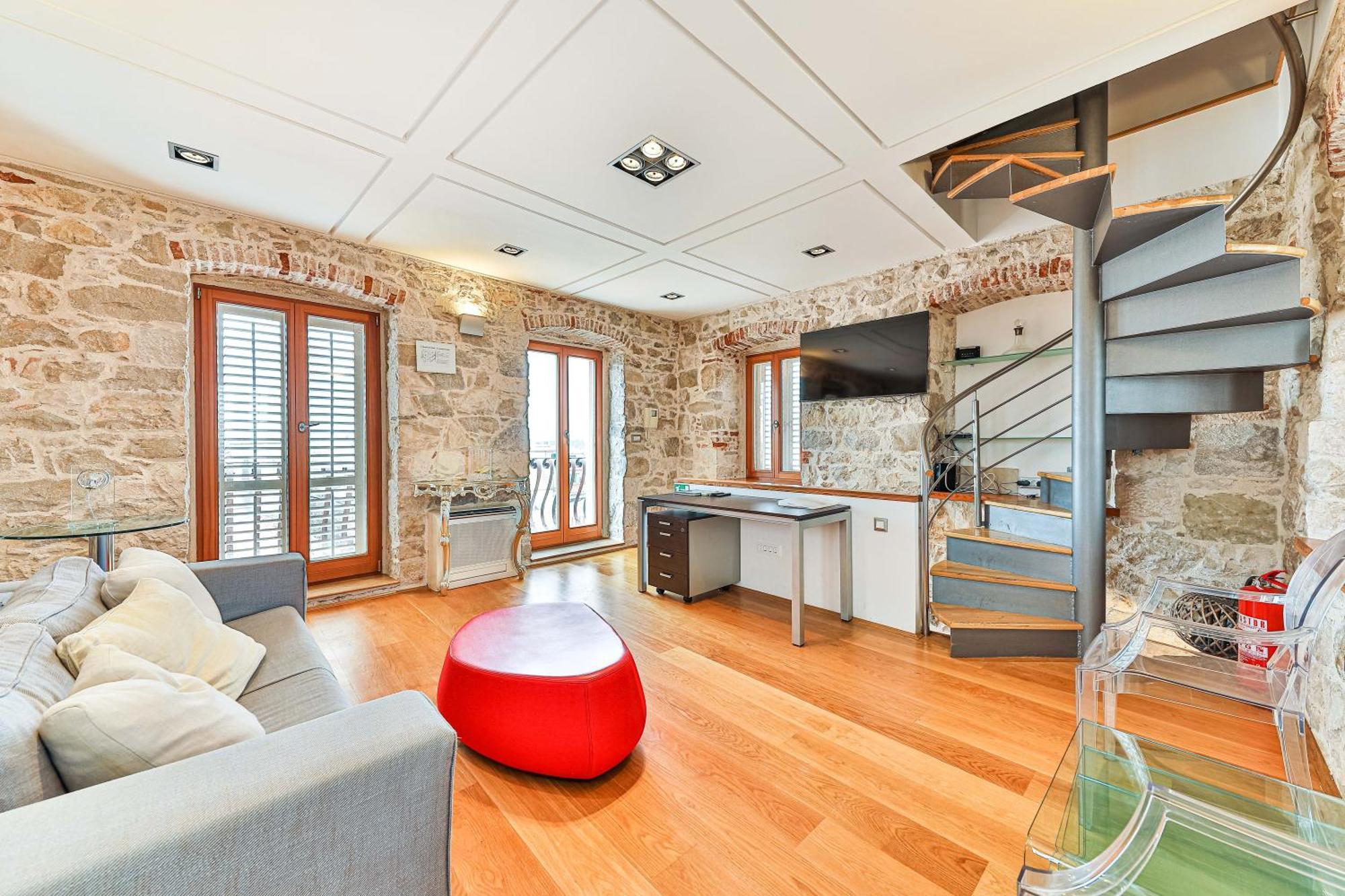 Augubio Penthouse Apartment Split Bagian luar foto