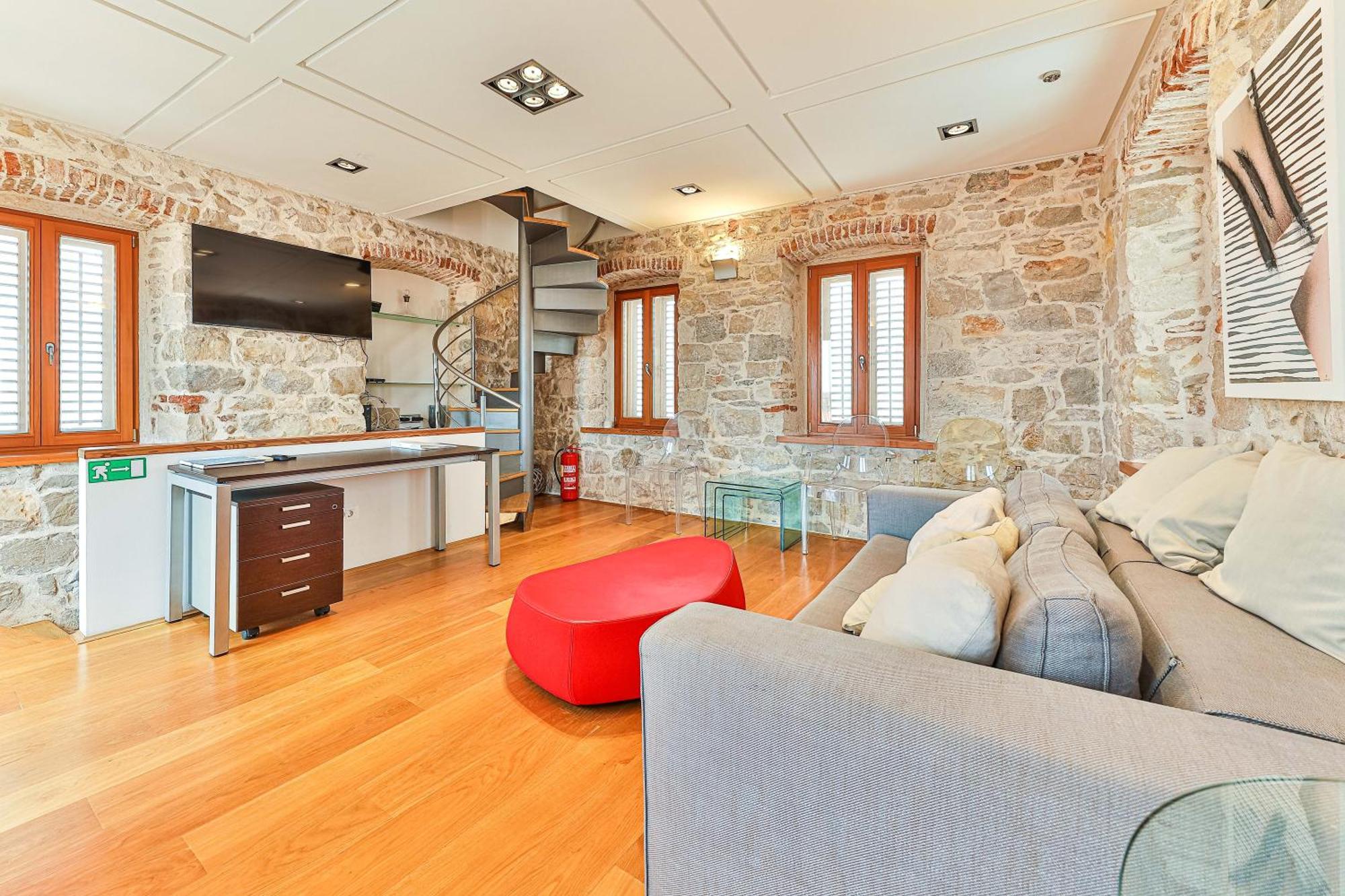 Augubio Penthouse Apartment Split Bagian luar foto
